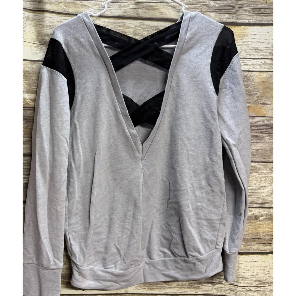 The North Face Gray Black Mesh Criss Cross Back Logo Sweatshirt Women's XS EUC